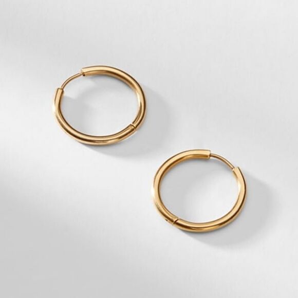 MM Lafleur Small Claressa Gold Earrings - Picture 1 of 8